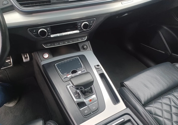 Audi SQ5 cena 79999 przebieg: 178000, rok produkcji 2017 z Brzeziny małe 106